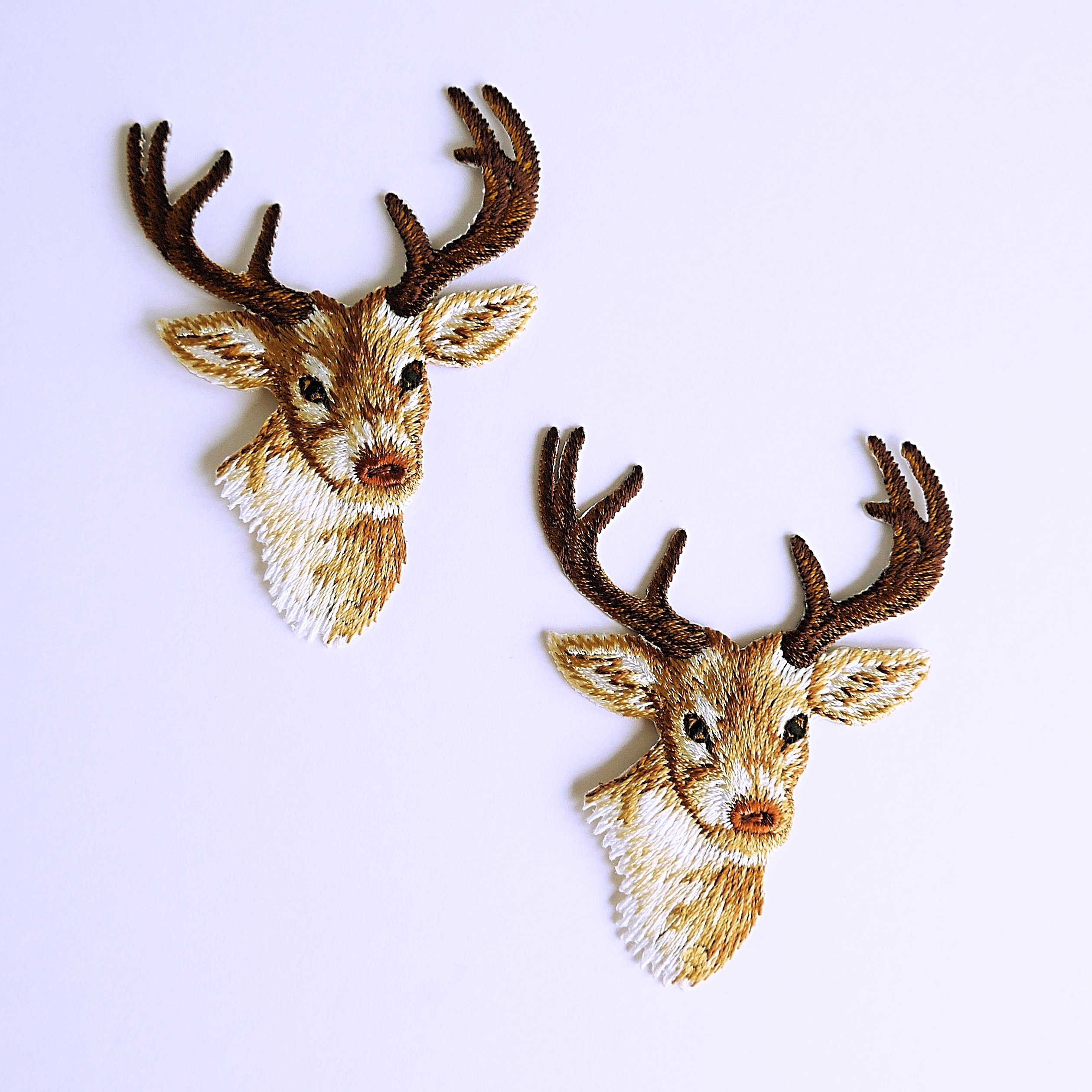 Amazon | アイロンワッペン【シカ 鹿 トナカイ】アメリカ 刺繍
